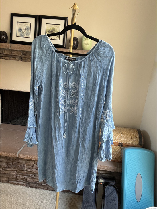 Dresses & Skirts - Jewel in the Sand Dusty-blue dress with bell sleeves Size Medium